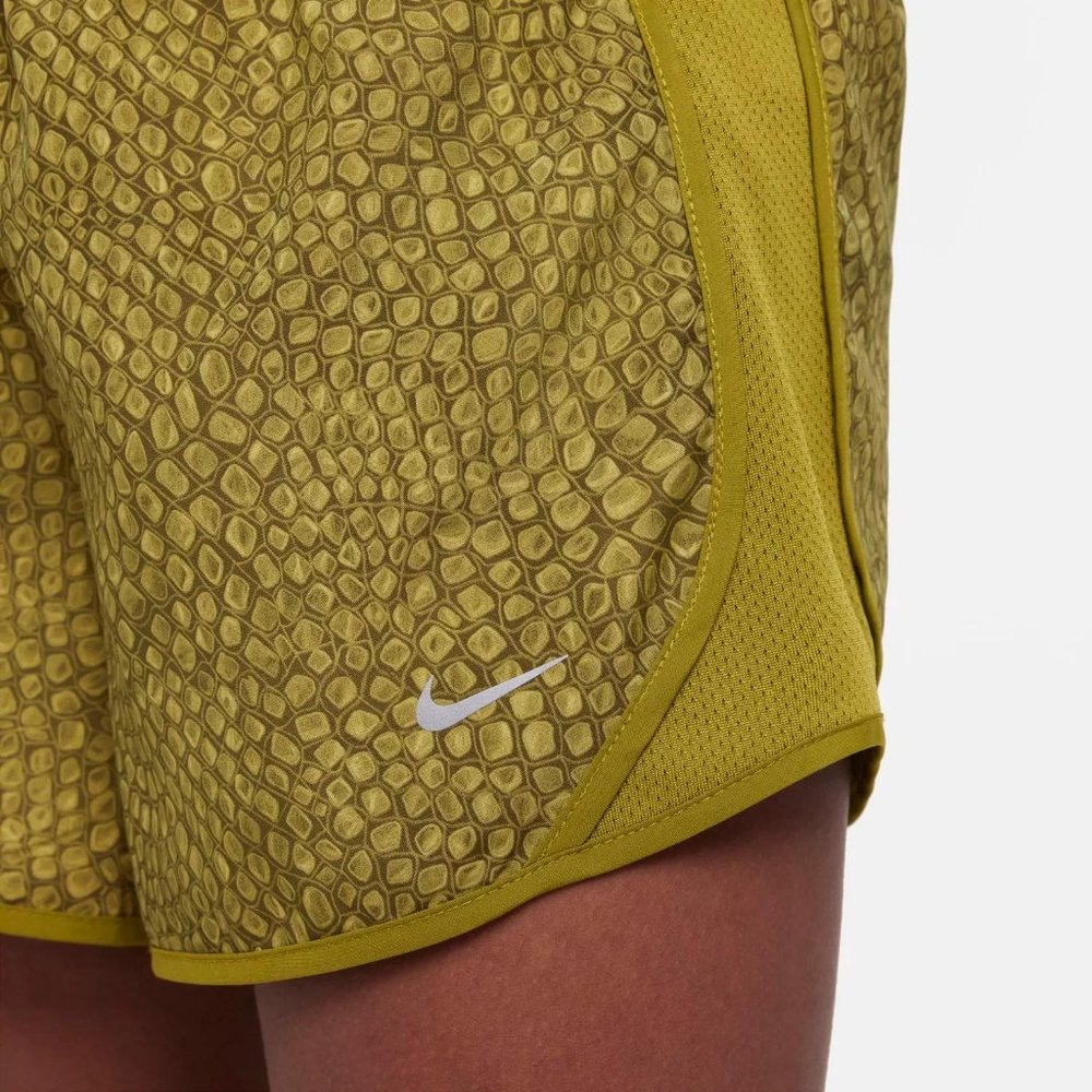 NWT Nike Girls' Alligator Print Tempo Running Shorts - Picture 4 of 7